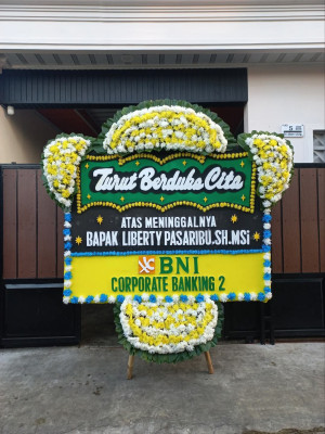 Papan Bunga Duka di Serasan Timur