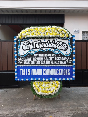 Papan Bunga Duka di Serasan Timur